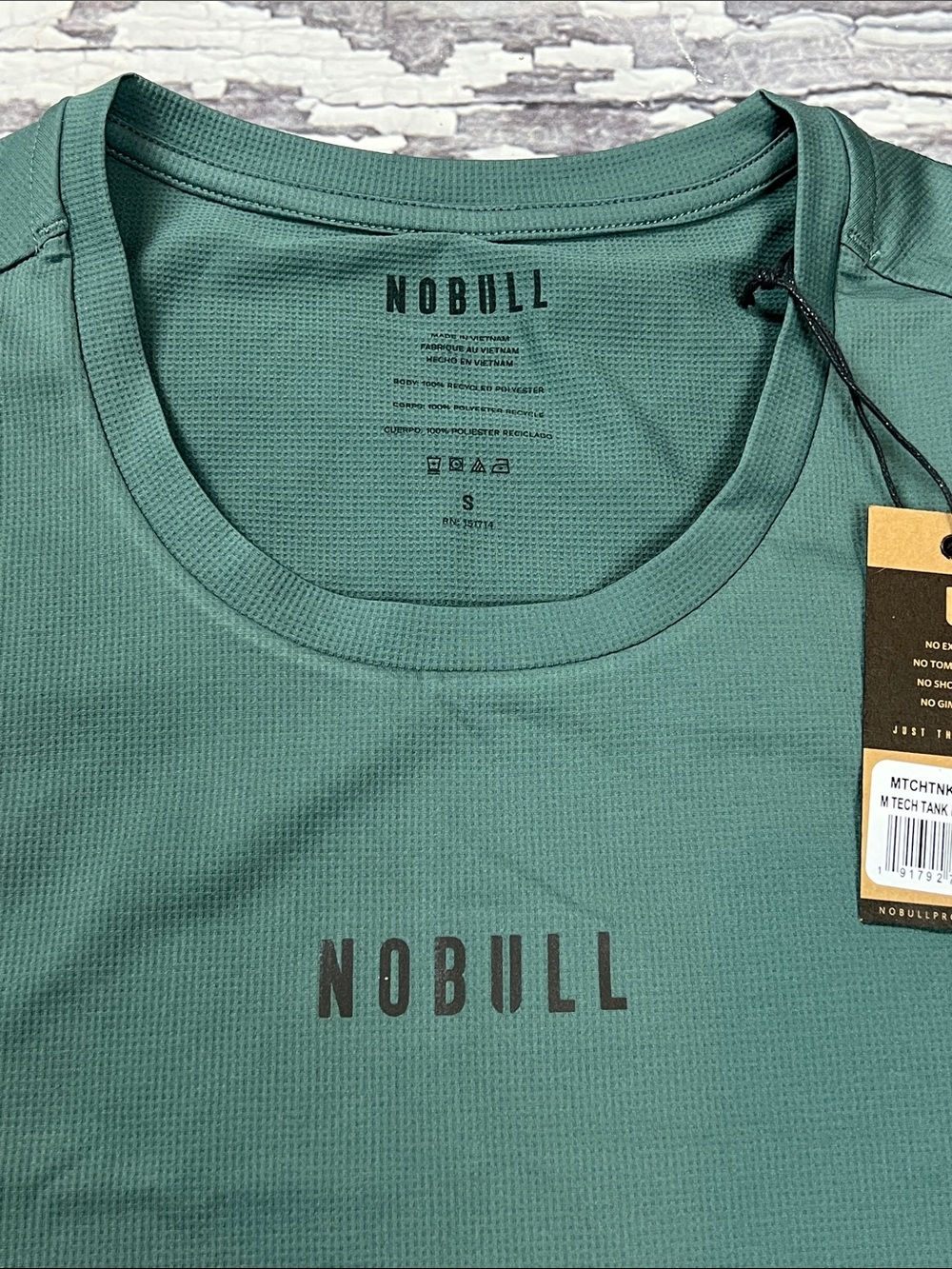 NO BULL - MEN’S TECH TANK - COLOR: BALSAM - NWT - SIZE SMALL - Picture 3 of 8